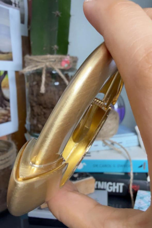 ✨ Golden Drape Cuff (Arrow Shaped) – Statement Gold Bangle | Minimalist Luxe